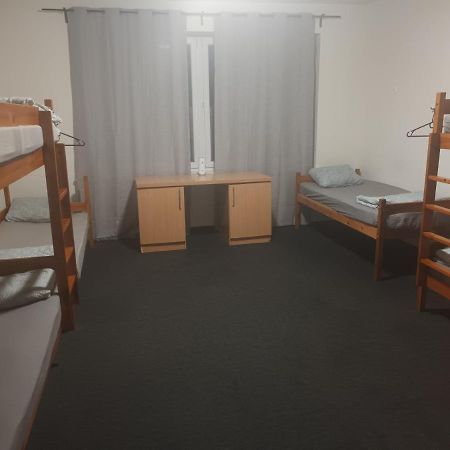 Polsland Hostels Airport Βαρσοβία Εξωτερικό φωτογραφία