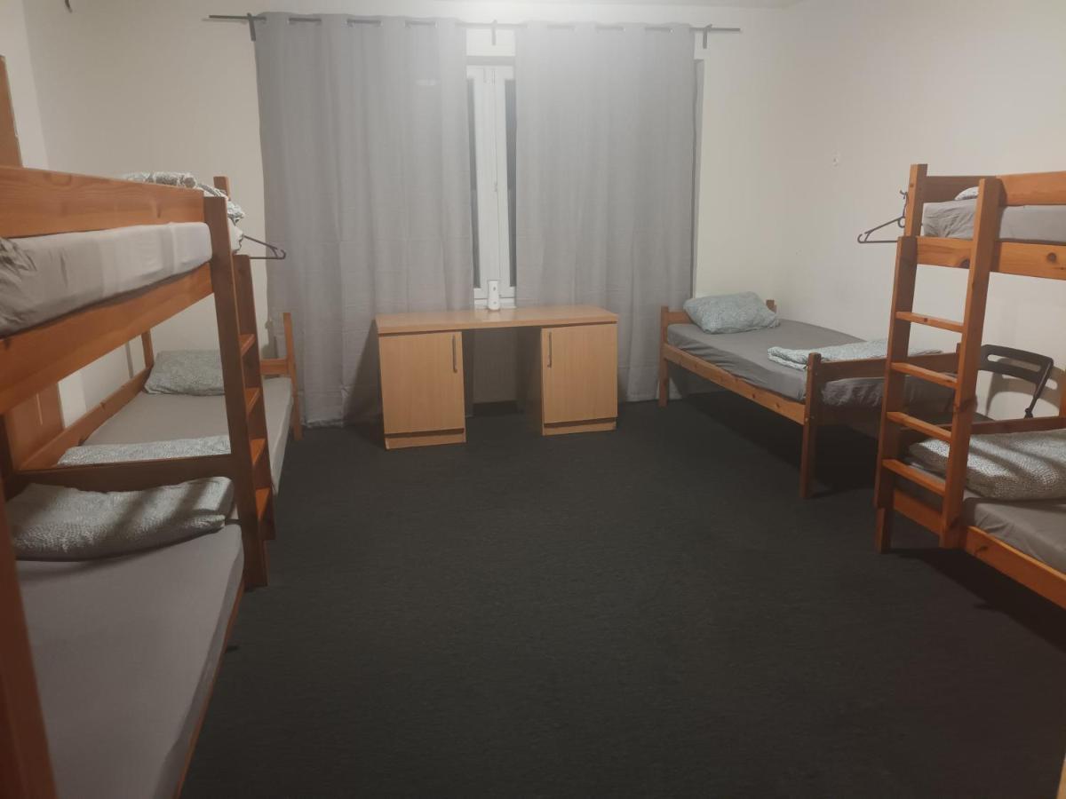 Polsland Hostels Airport Βαρσοβία Εξωτερικό φωτογραφία
