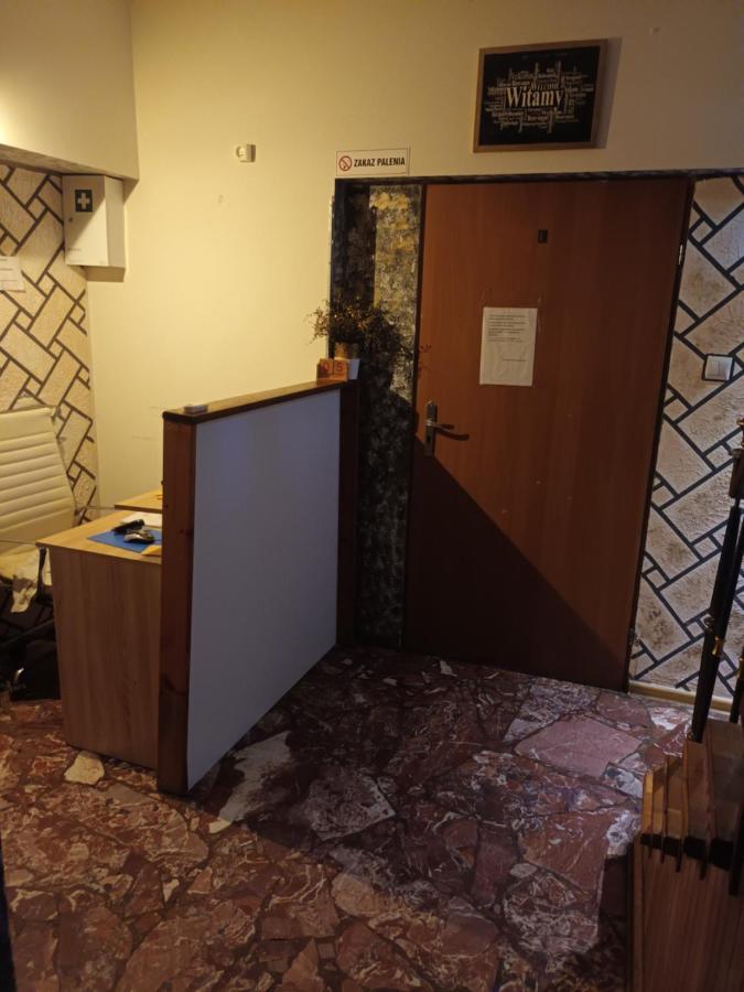 Polsland Hostels Airport Βαρσοβία Εξωτερικό φωτογραφία